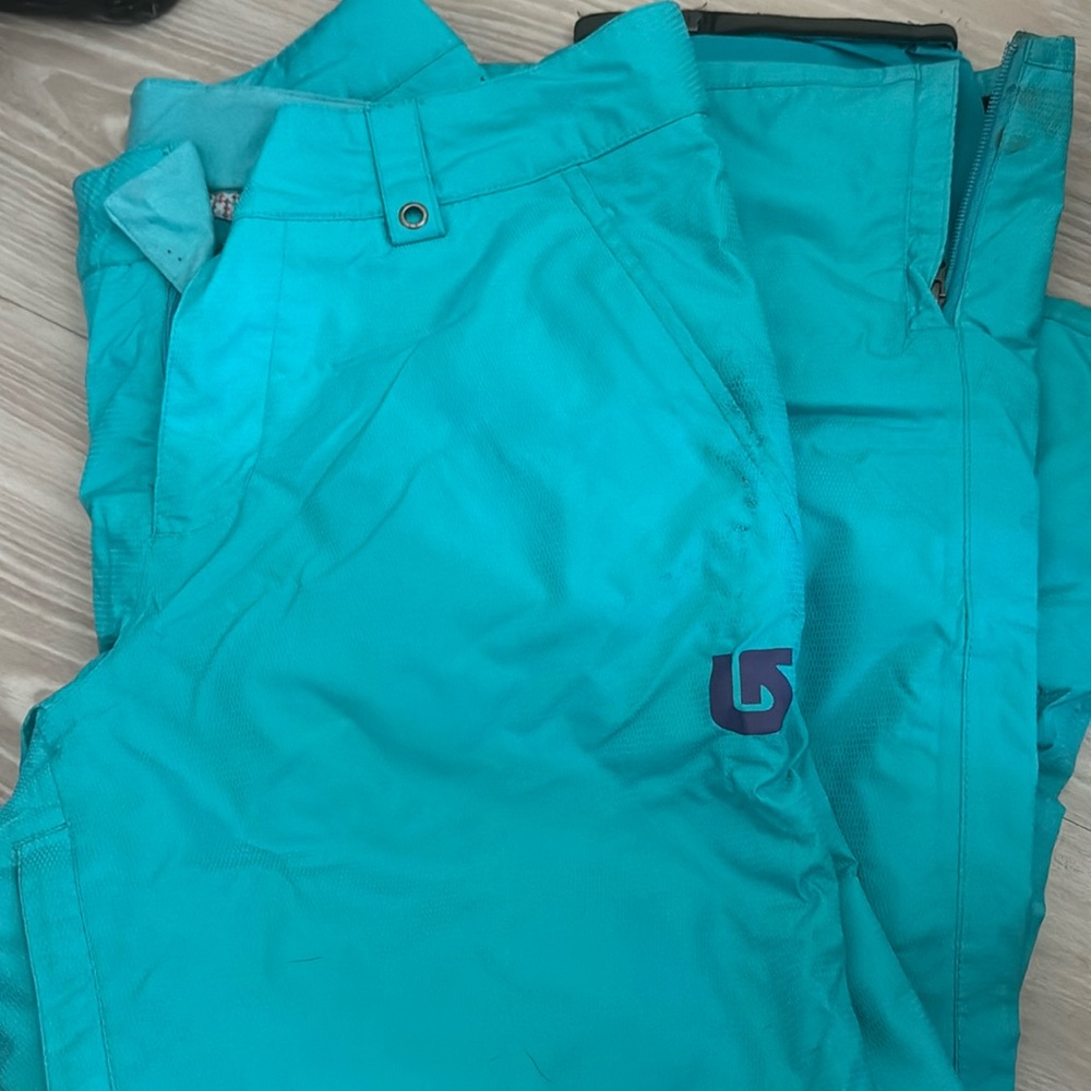 Snowboarding pants